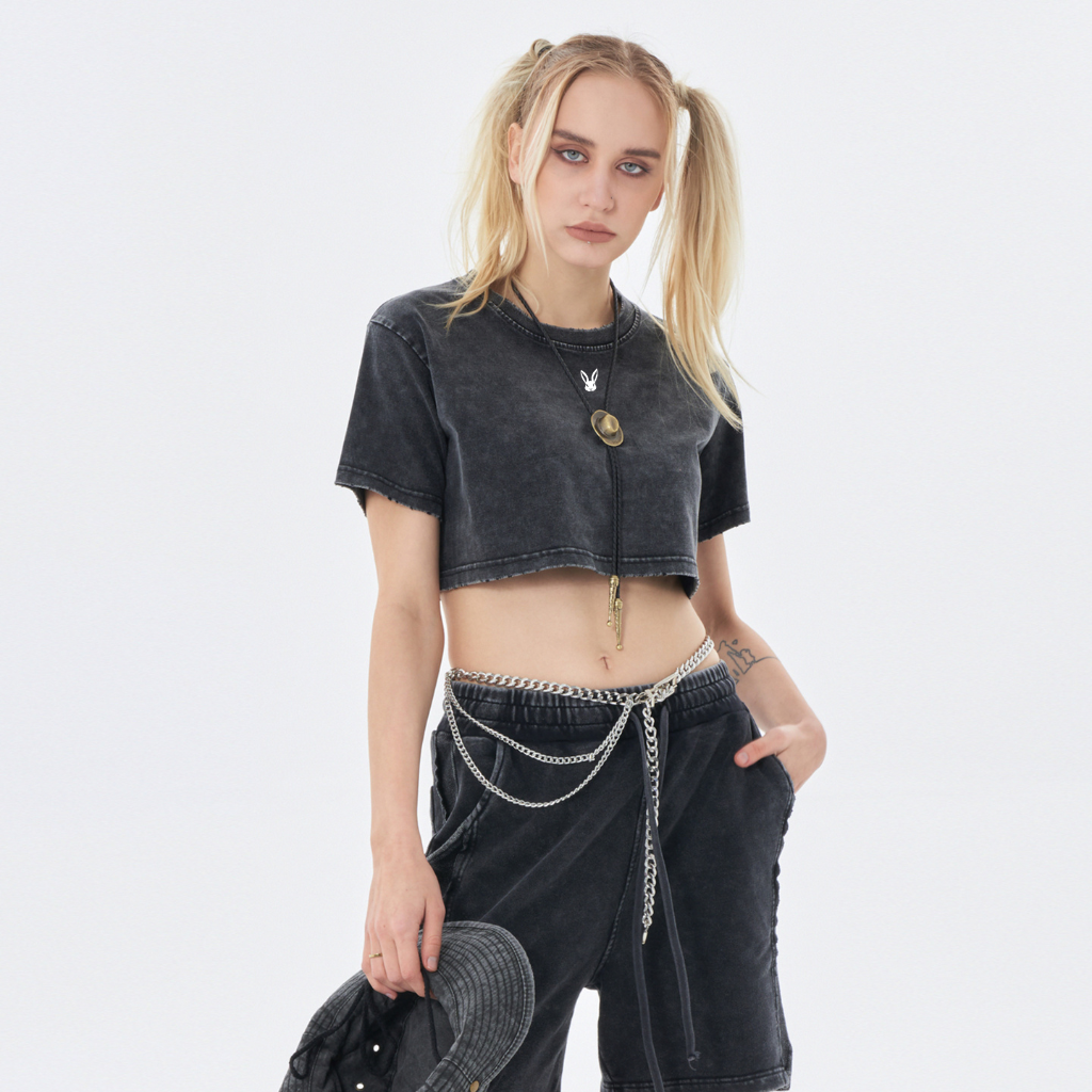 IS CROP TOP (WOMEN)